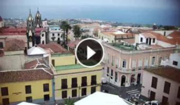 Slika pregleda web-kamere La Orotava - Plaza del Ayuntamiento